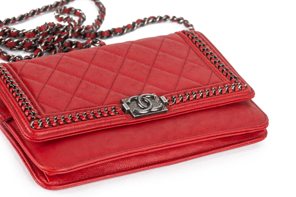 Chanel Chain Around Boy Wallet On Chain