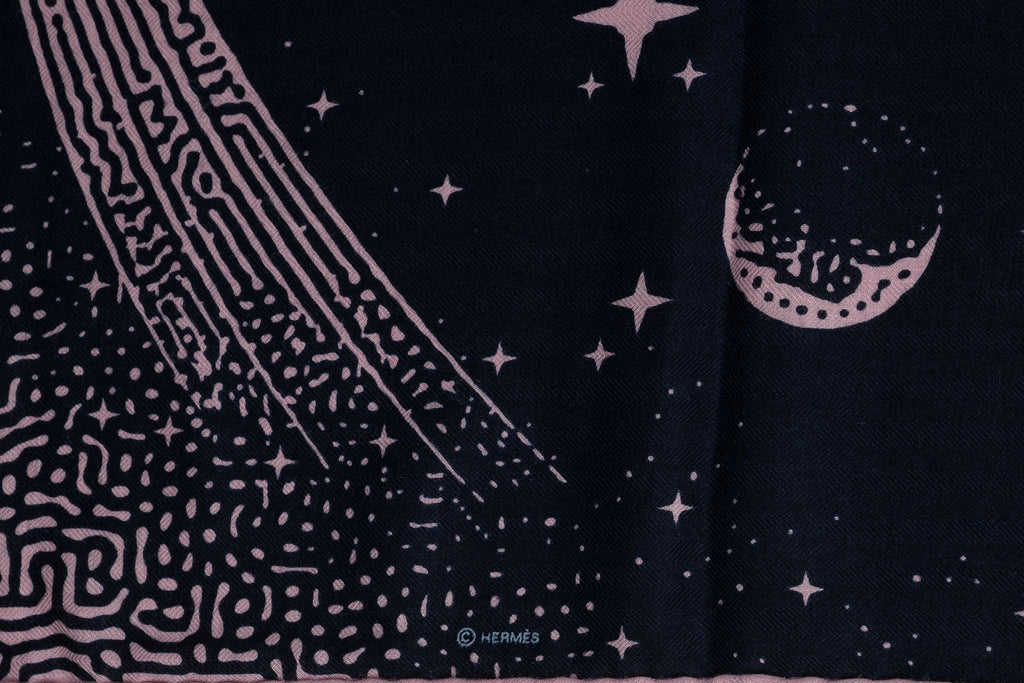 Hermès âœClaire De Luneâ� Cashmere Shawl