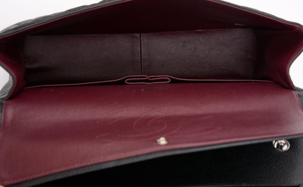 Classic Single Flap Maxi Quilted Caviar