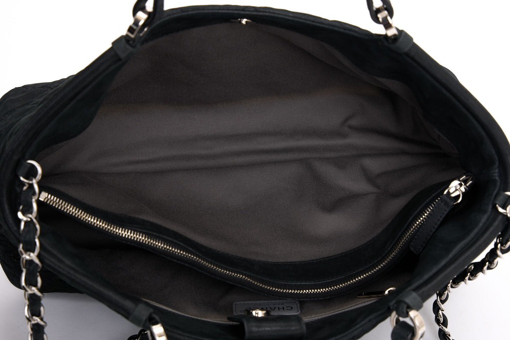 Chanel Black Quilted Glazed Leather Tote