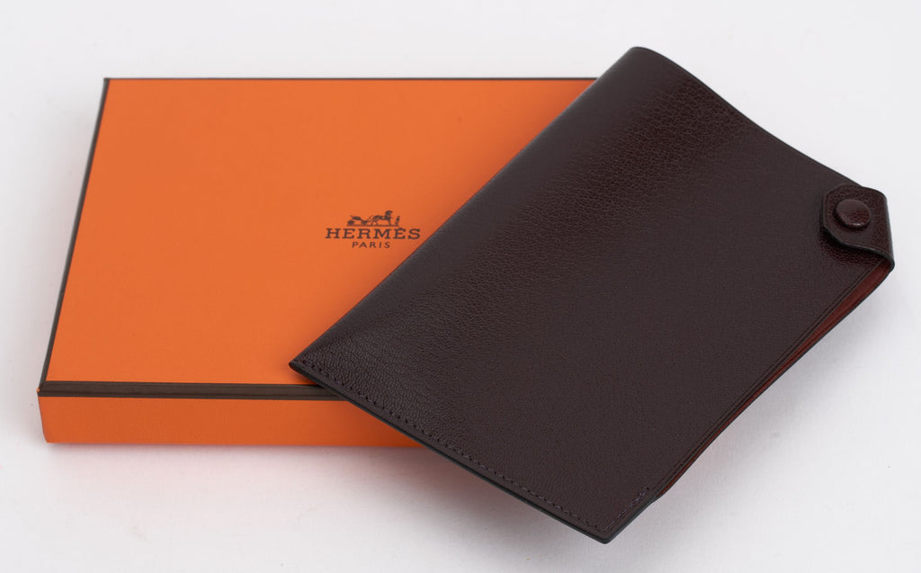 Hermès New Passport Holder Rouge H