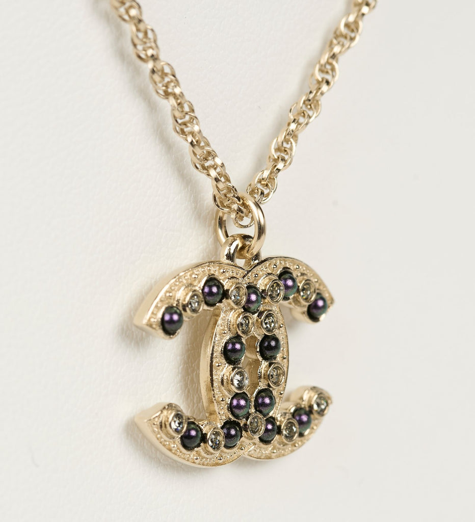 Chanel NIB Gold CC Pendant Necklace