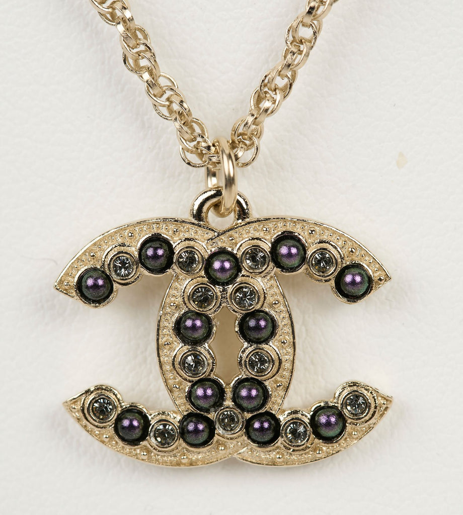 Chanel NIB Gold CC Pendant Necklace