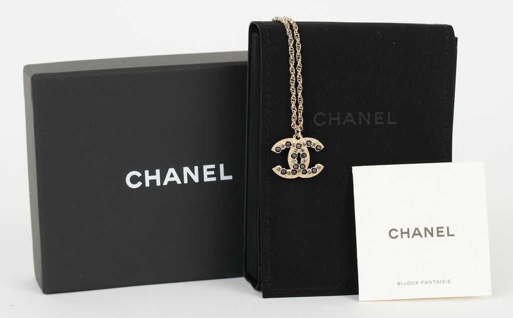 Chanel NIB Gold CC Pendant Necklace