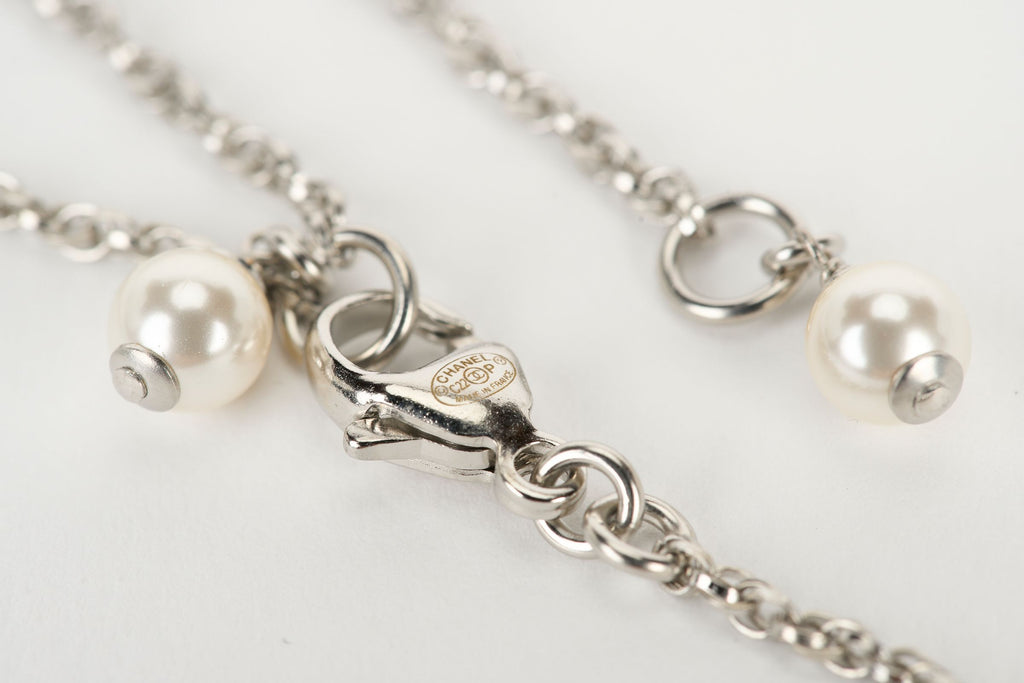 Chanel NIB Silver CC Pendant Necklace