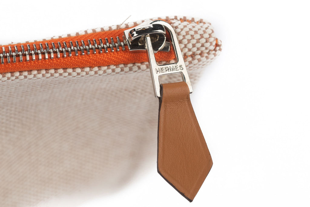 Hermès  New Toile Case Traffic Jam