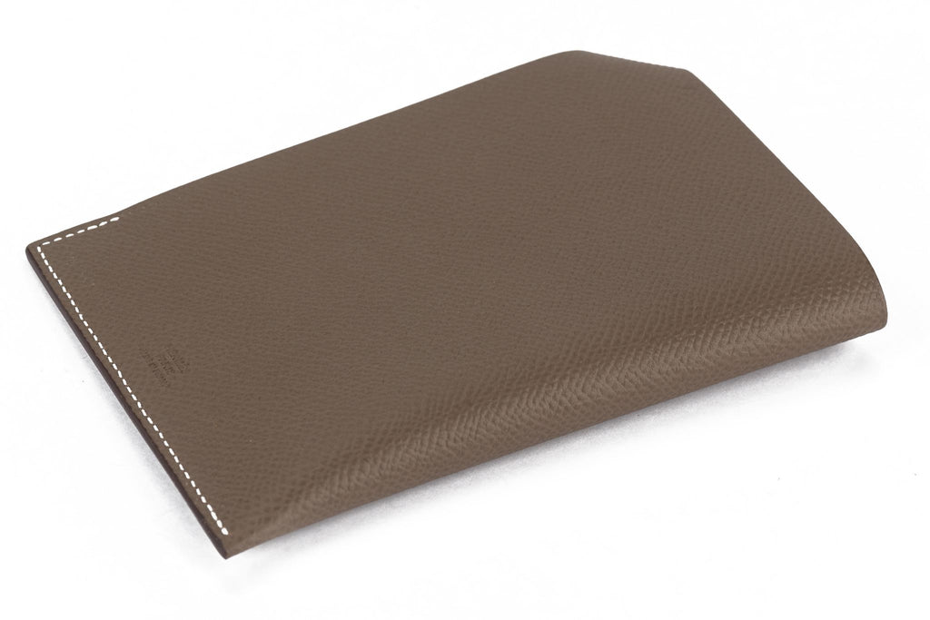 Hermès New Etoupe Epsom Passport Holder