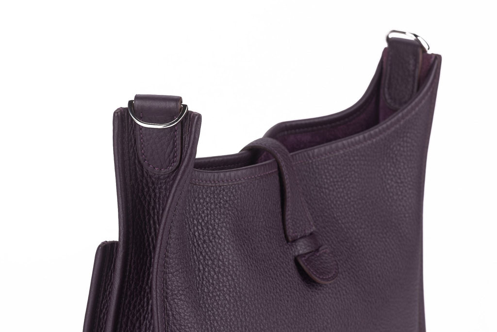 Hermès Medium Raisin Evelyne Poche 29