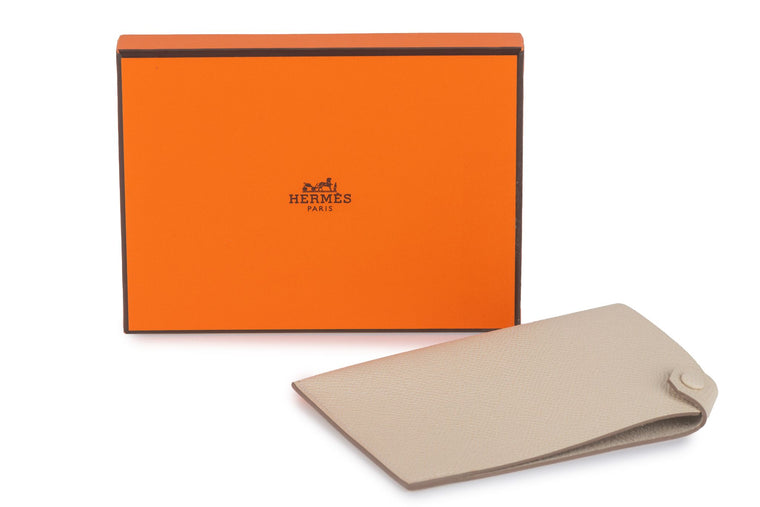 Hermès Tarmac Passport Holder NIB
