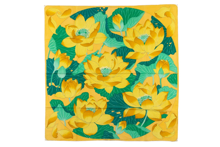 Hermès "Fleurs De Lotus"  Scarf