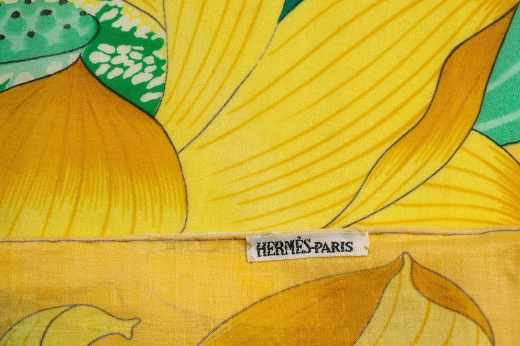 Hermès "Fleurs De Lotus"  Scarf