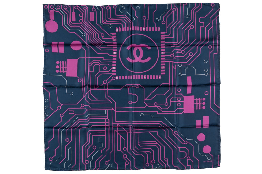 Chanel "Echarpe en Soie" Silk Scarf