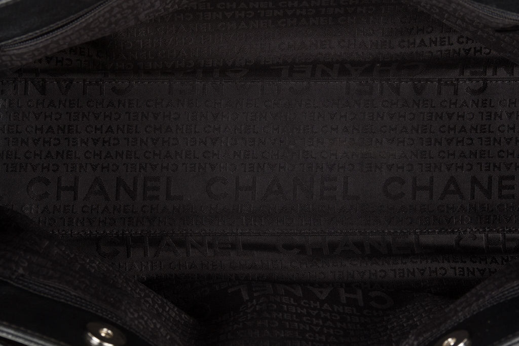 Chanel Black Caviar Classic Cerf Tote
