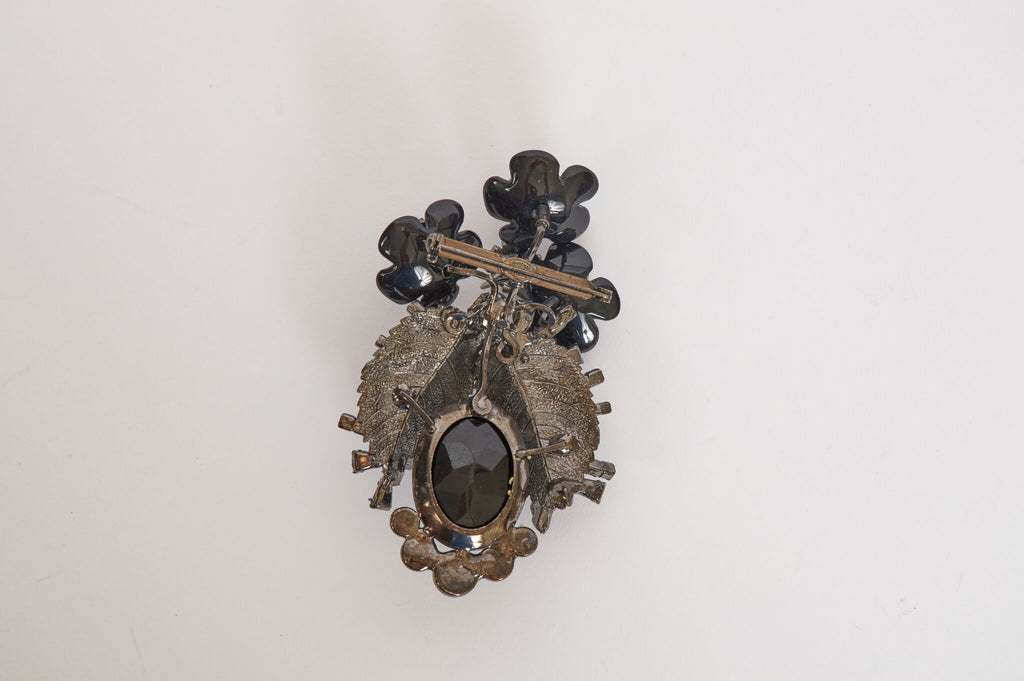 Vrba Black Flower Cluster Brooch