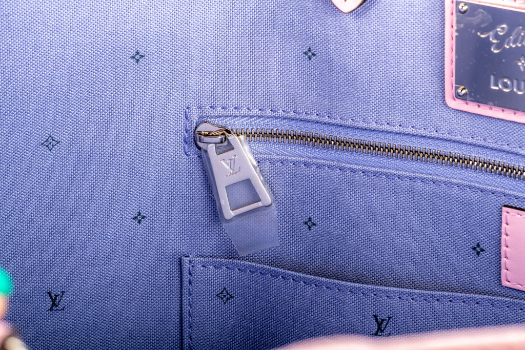 NIB Vuitton Portofino On The Go Lim. Ed.