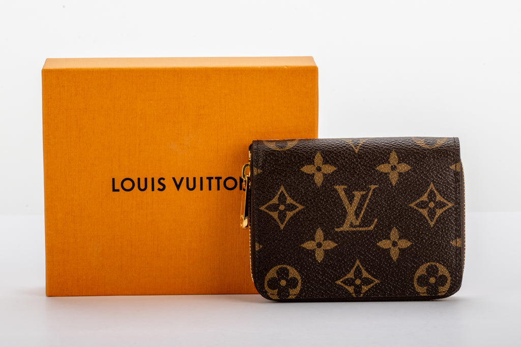 Vuitton Lim.Ed. Shangai Zipped Wallet BN