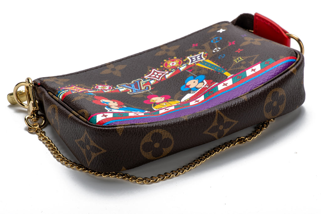 Louis Vuitton Christmas Pochette