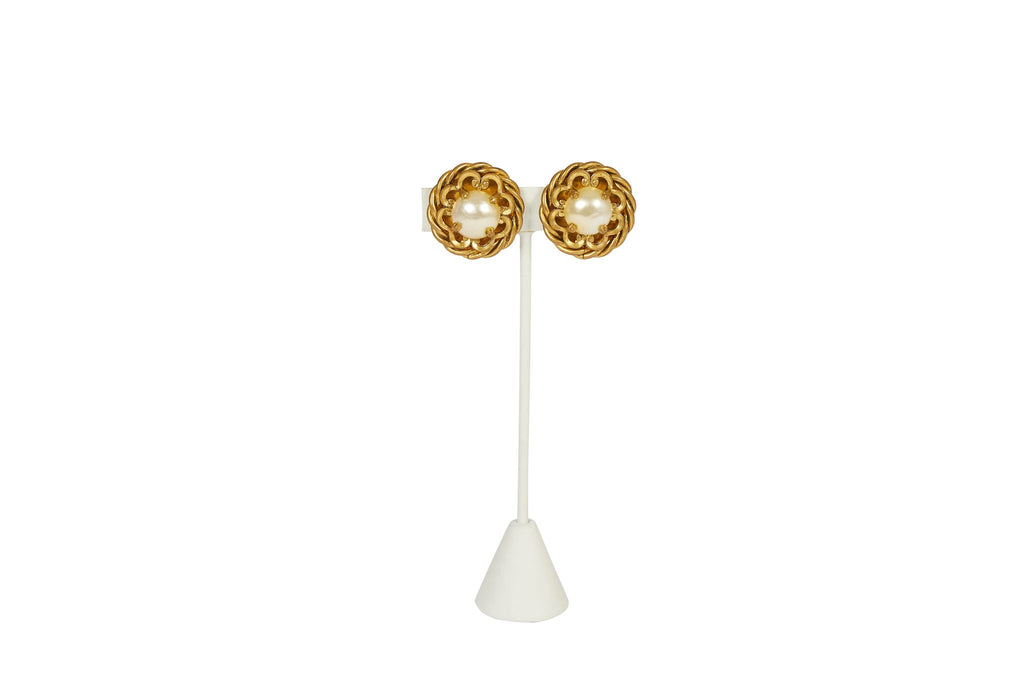 Chanel 70s Gripoix Pearl Clip Earrings