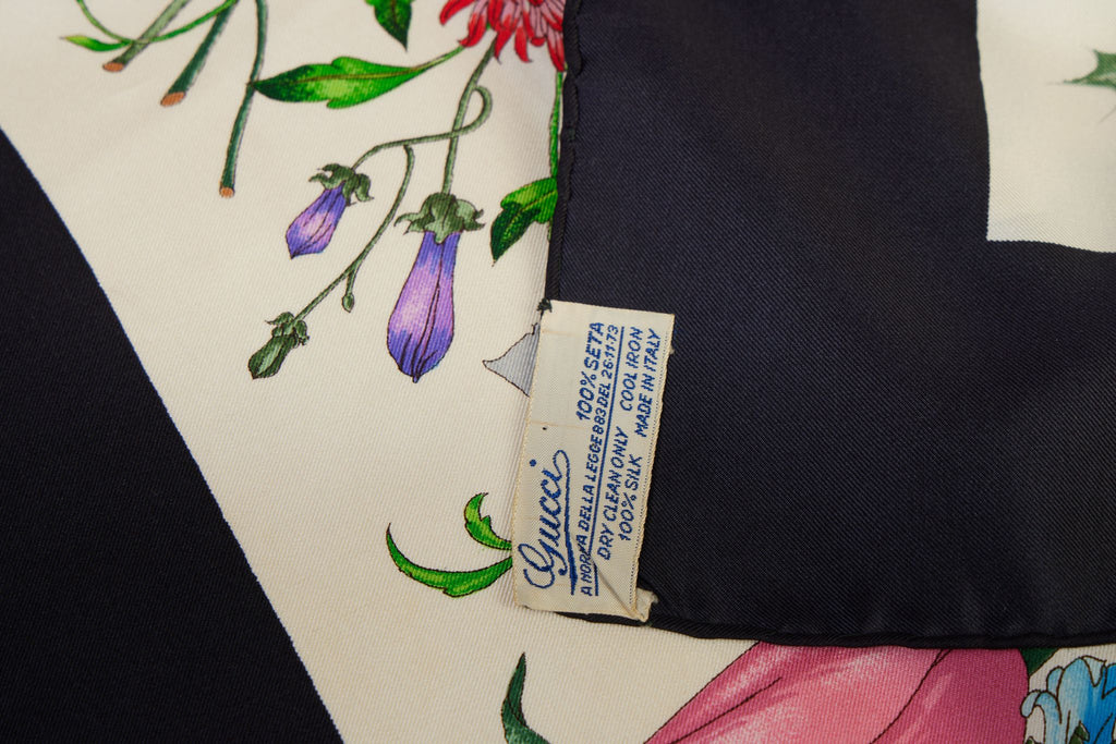 Gucci Collectible Accornero Silk Scarf