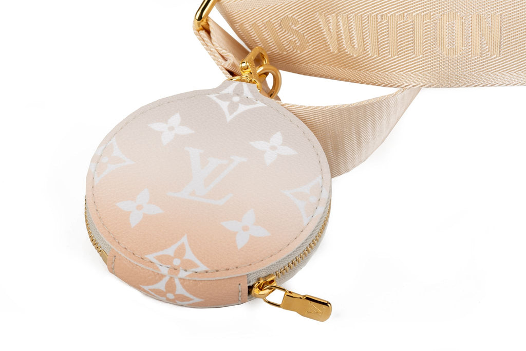 Vuitton Lim.Ed. Blush Multi Pochette BN