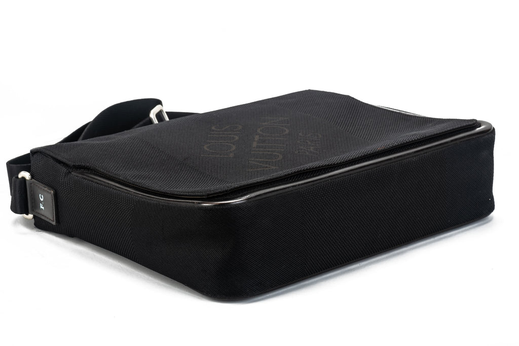Vuitton Black Men's Computer Bag Large