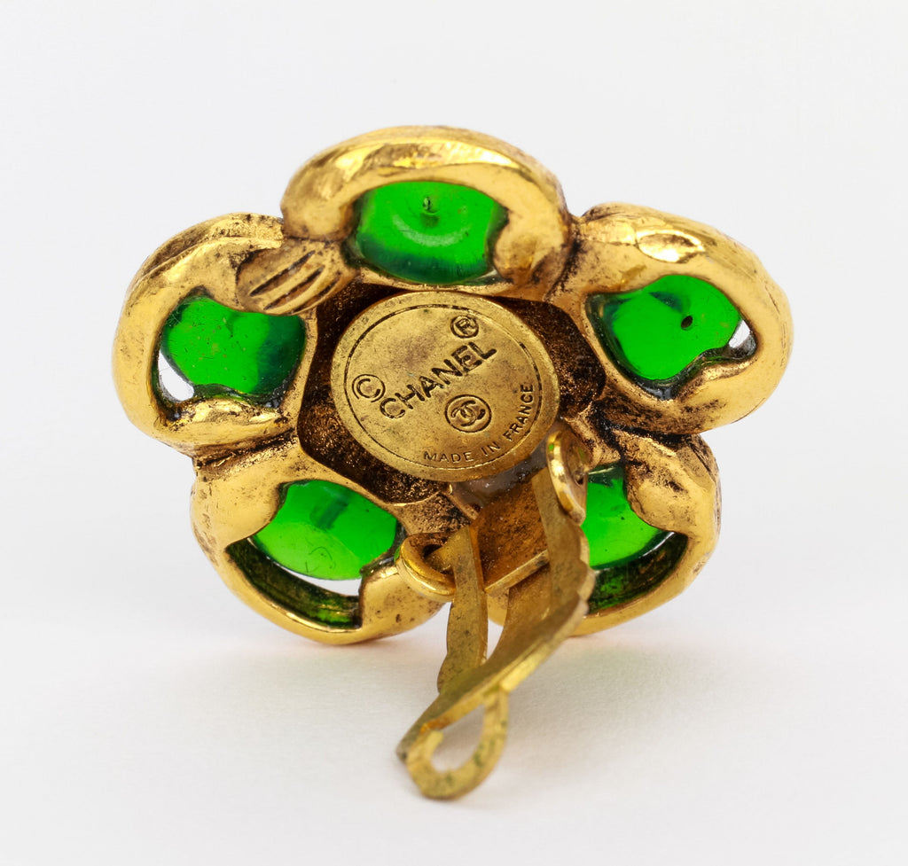 Chanel 70s flower earrings gold gripoix