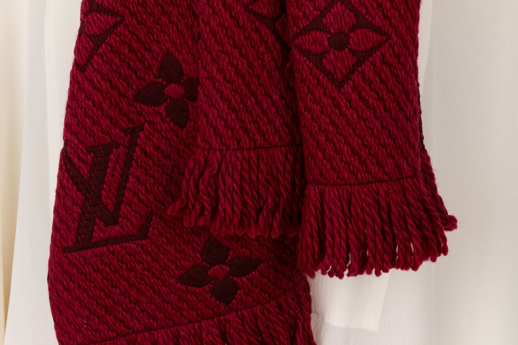 New Vuitton Logomania Plum Scarf