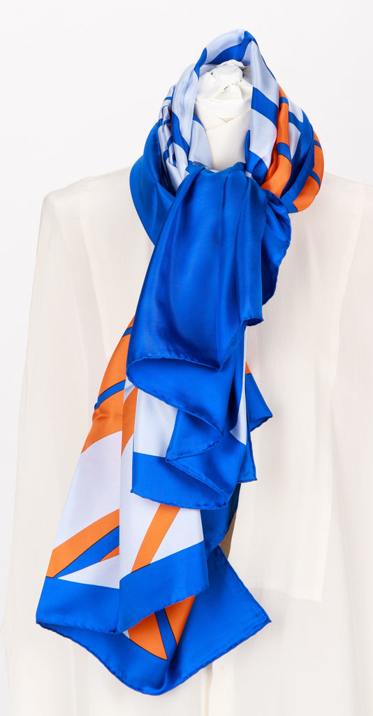 Dior new oversized blue geometric shawl