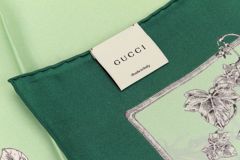 Gucci brand new silk scarf with flowers
