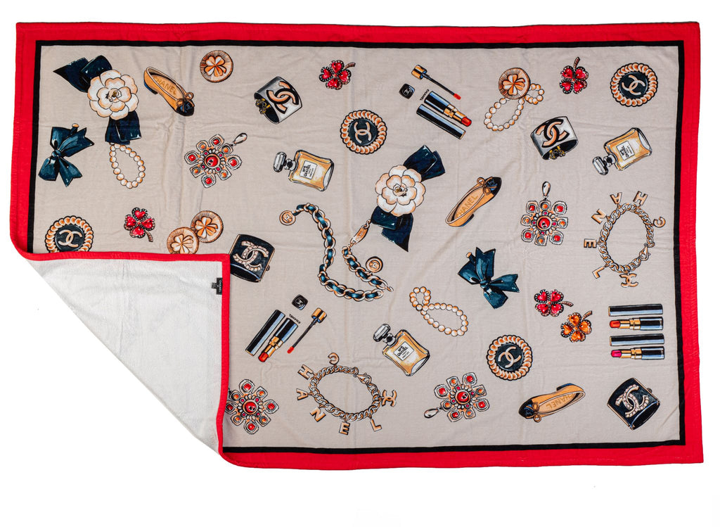 Chanel New Red Beach Set Icons Design