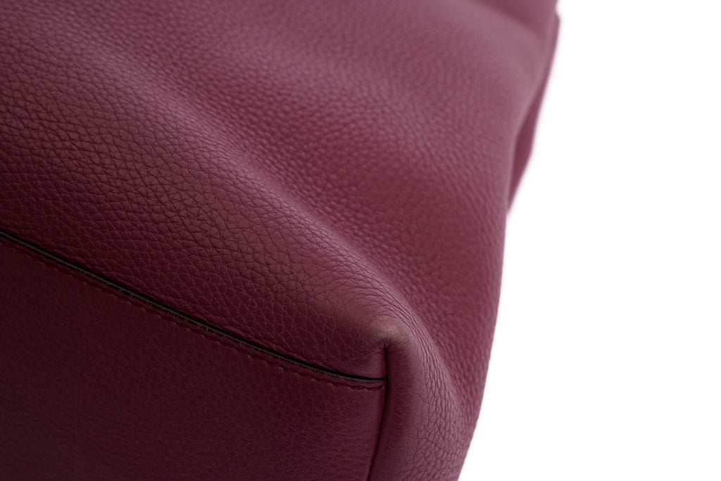 Gucci Purple Pebbled leather GG Bag