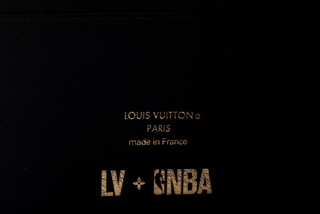 LV x  LIm. Ed. NBA Multiple Wallet NIB