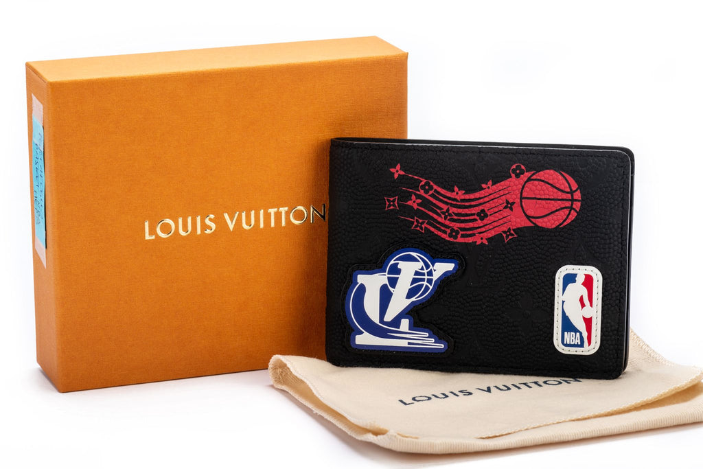 LV x  LIm. Ed. NBA Multiple Wallet NIB