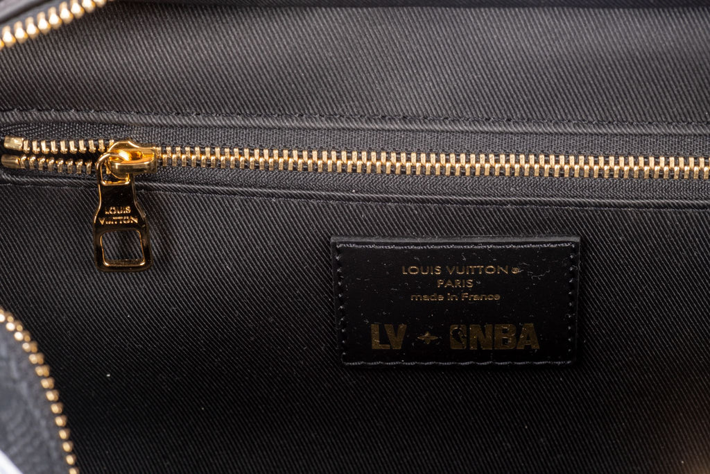 NIB Vuitton Cloakroom Dopp Kit NBA