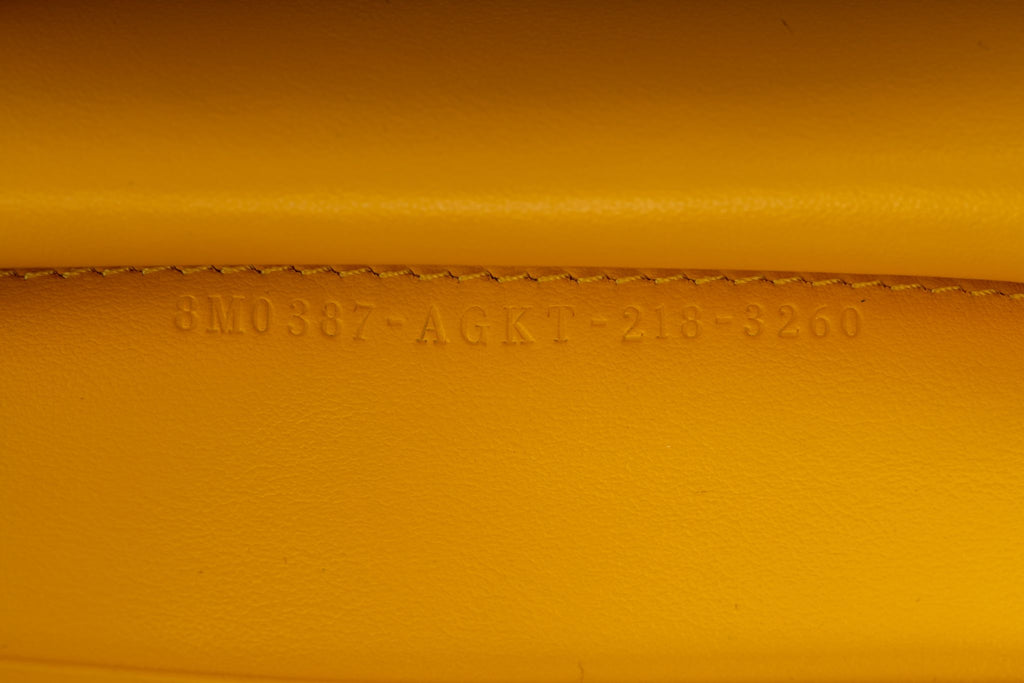 Fendi BNIB Yellow/White Vertigo Wallet