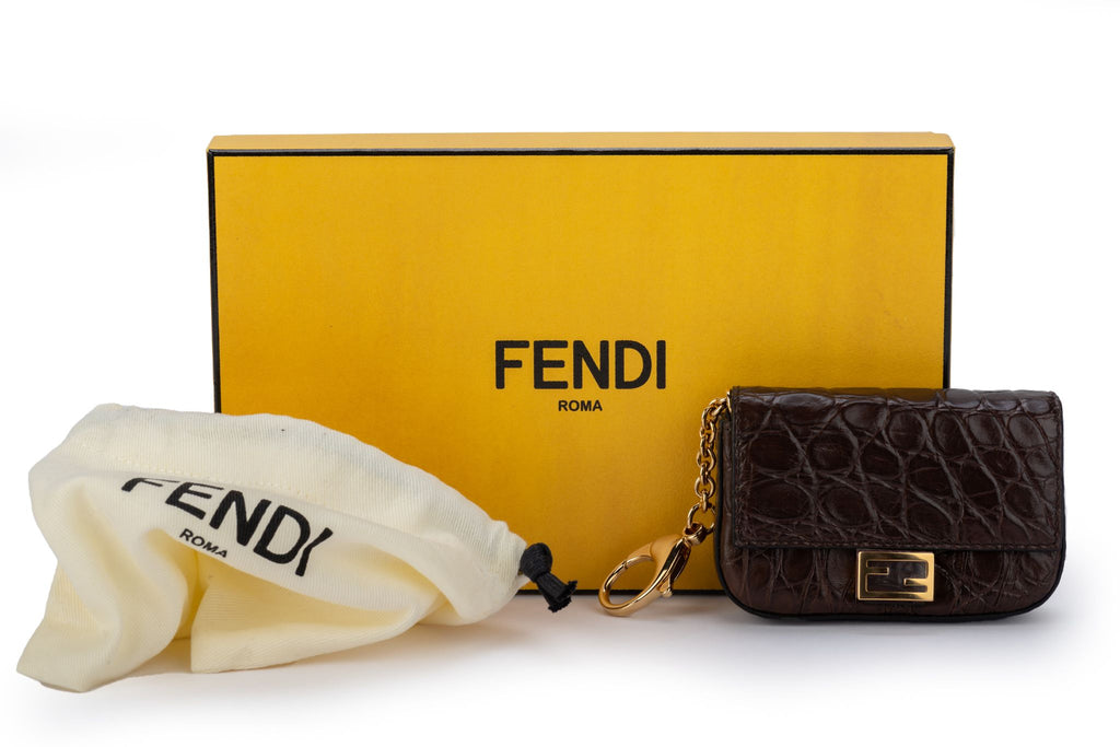 Fendi New Nano Baguette Brown Cayman