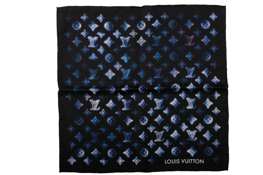 Vuitton NIB Watercolor Silk Gavroche