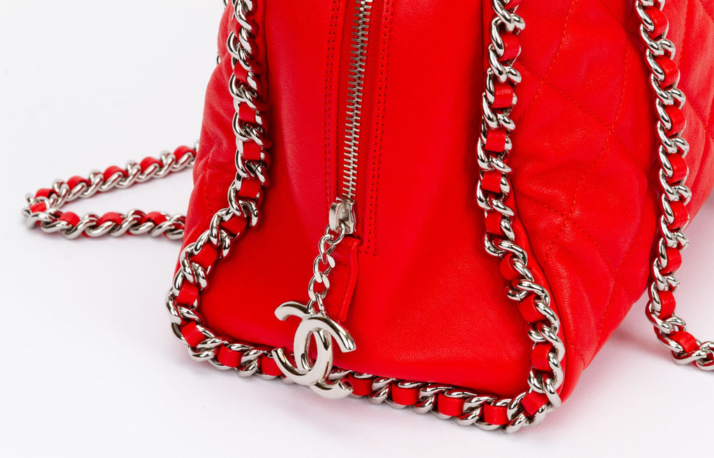 Chanel Red Chain Aorund Shoulder Bag