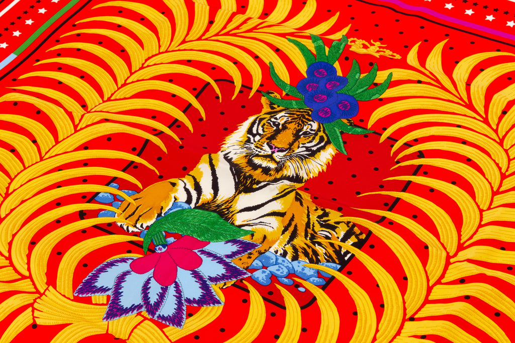 Hermès Tigre Royal Fleuri Scarf