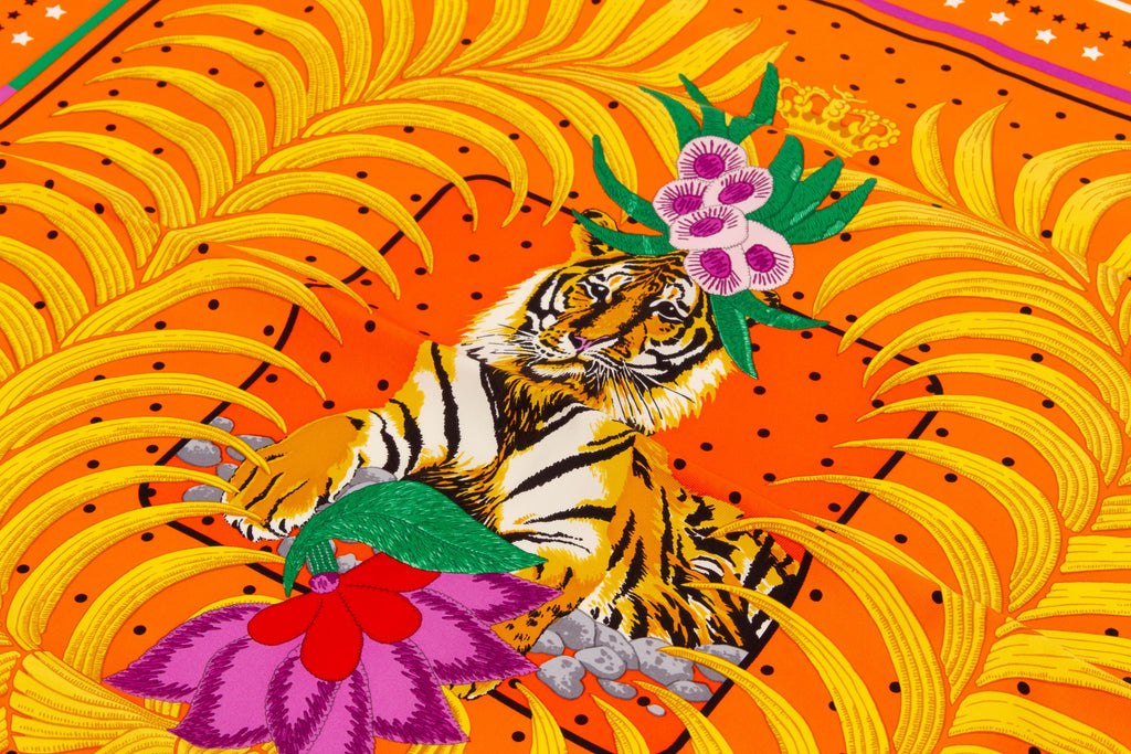Hermès Tigre Royal Fleuri Scarf