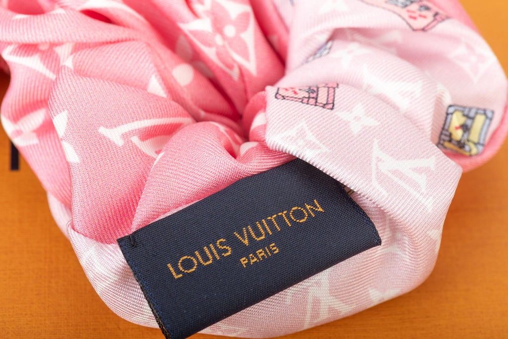 Vuitton BNIB SM Silk Bicolor Scrunchie