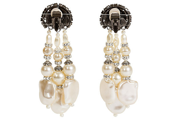 Vrba Oversize Pearl Rhinestone Earrings