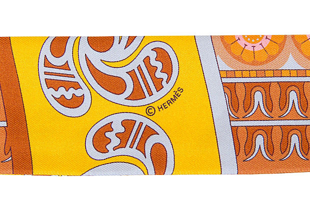 Hermès Camel Geometric Twilly Medor