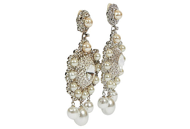 Vrba Woven Pearls Chandelier Earrings