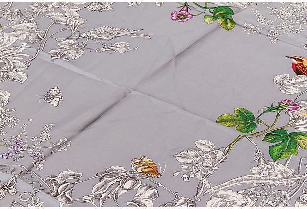 Gucci new gray flowers silk scarf